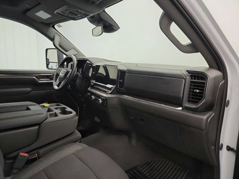 Used 2025 GMC Sierra 3500 SLE w/ SLE Value Package AWD/4WD image 57