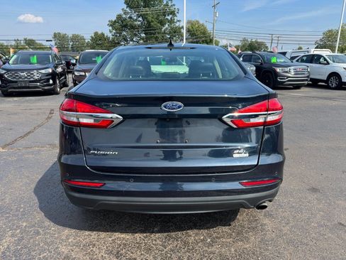 Used 2020 Ford Fusion SEL FWD image 4