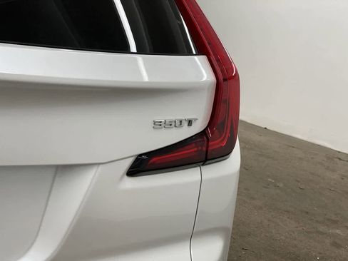 Used 2020 Cadillac XT4 Premium Luxury w/ Driver Awareness Package image 11