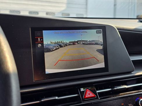 Certified 2026 Kia Niro LX FWD image 28