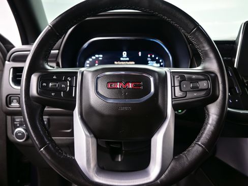 Used 2023 GMC Yukon SLT AWD/4WD image 28