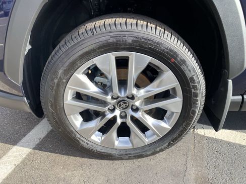 Certified 2025 Toyota RAV4 XLE Premium image 12