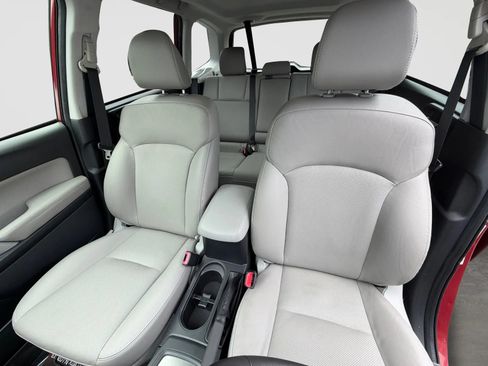 Used 2016 Subaru Forester 2.5i Limited AWD/4WD image 13