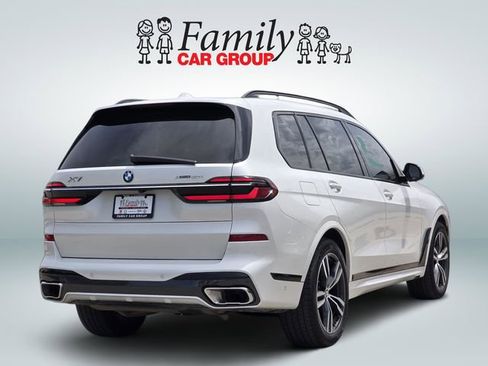 Used 2023 BMW X7 xDrive40i w/ M Sport Package AWD/4WD image 4