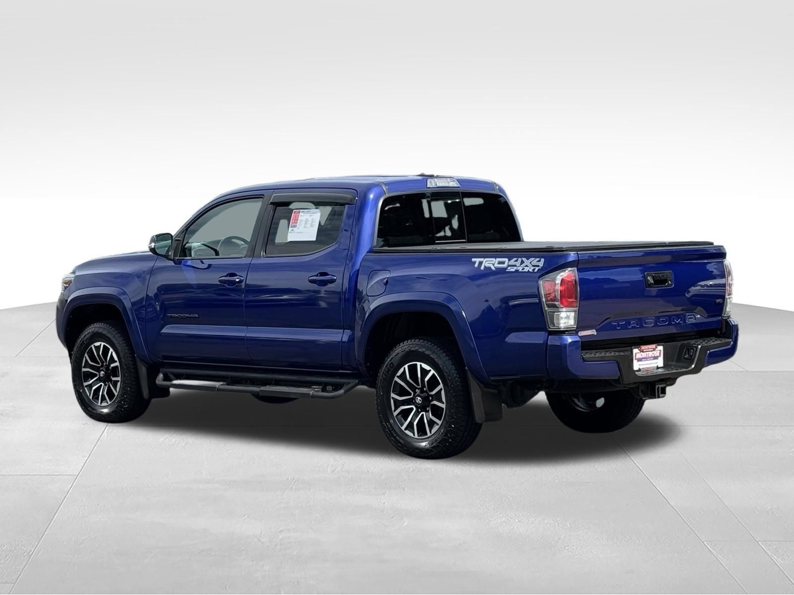 Used 2022 Toyota Tacoma TRD Sport AWD/4WD image 7
