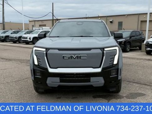 Used 2024 GMC Sierra EV Denali AWD/4WD image 3