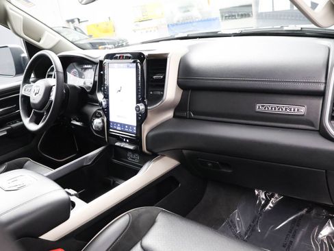 Used 2022 RAM 1500 Laramie AWD/4WD image 31