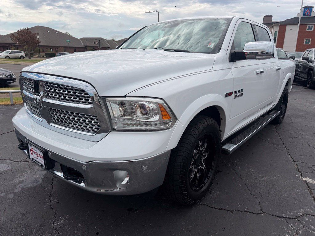 Used 2015 RAM 1500 Laramie w/ Convenience Group AWD/4WD image 10