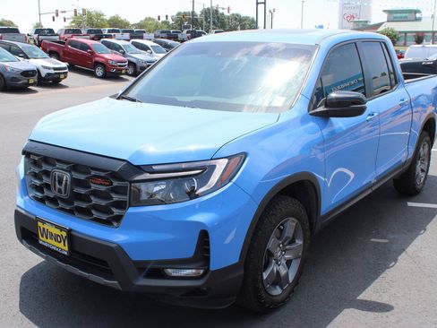 Used 2025 Honda Ridgeline TrailSport image 4