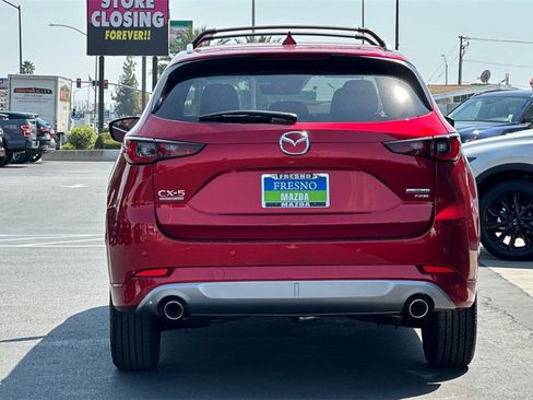 New 2025 MAZDA CX-5 Signature image 6