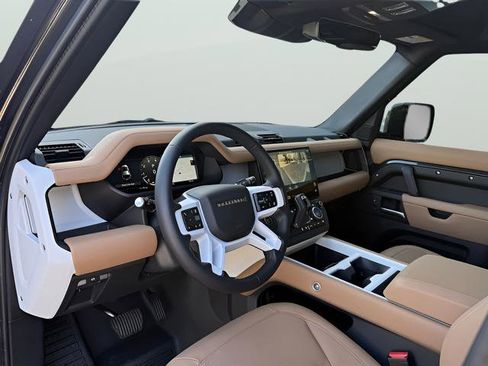 New 2026 Land Rover Defender 110 X-Dynamic SE AWD/4WD image 21