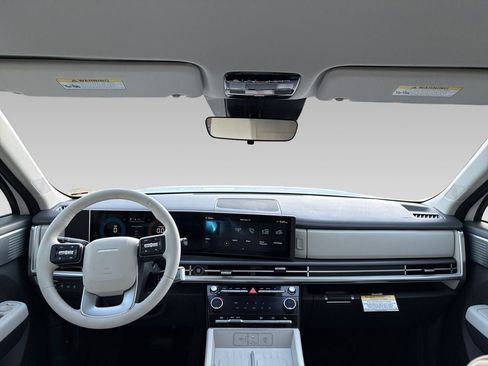 New 2026 Hyundai Santa Fe SE image 2