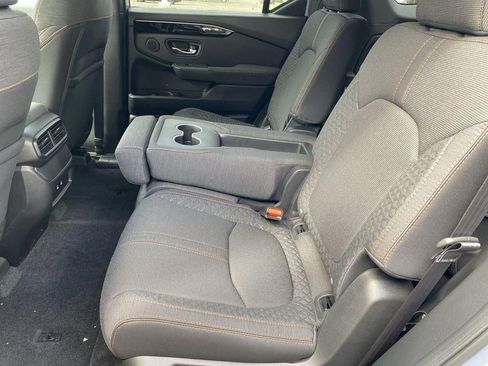 New 2026 Honda Pilot Sport image 25