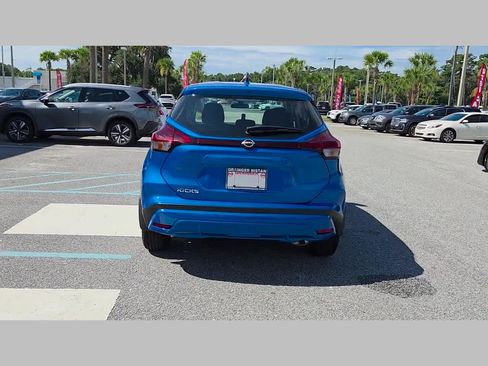 Used 2025 Nissan Kicks Play S FWD image 29