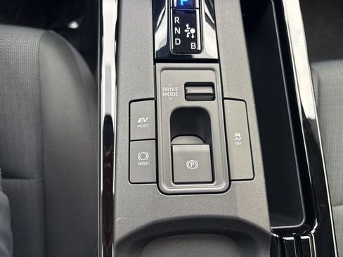 New 2026 Toyota Prius LE image 23
