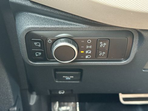 Used 2023 Ford Bronco Wildtrak AWD/4WD image 32