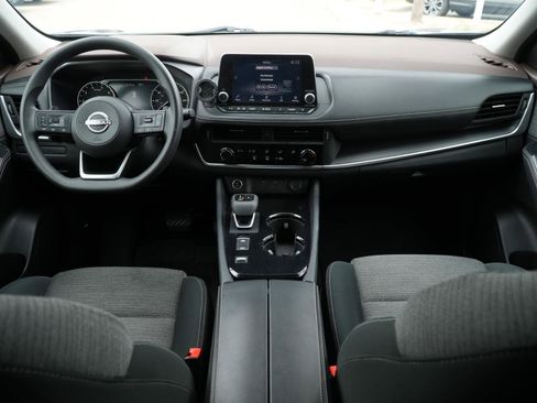 Used 2022 Nissan Rogue S FWD image 17
