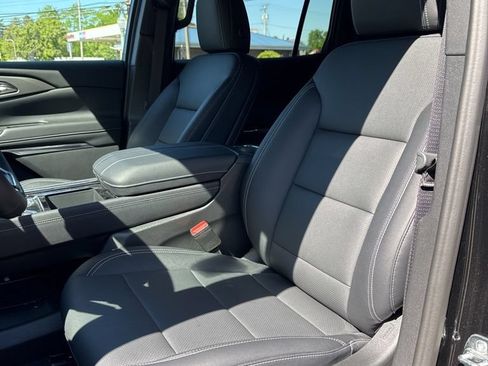 Used 2026 Chevrolet Traverse LT w/ LPO, Floor Liner Package AWD/4WD image 29