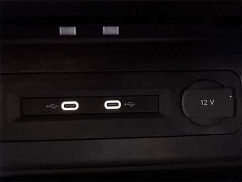 Used 2022 Volkswagen Atlas SEL Premium image 34