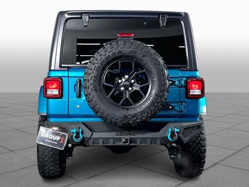 Used 2019 Jeep Wrangler Unlimited Sahara image 5