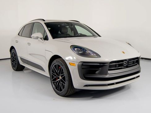 New 2026 Porsche Macan GTS image 12
