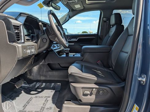Used 2025 GMC Sierra 1500 Denali w/ Denali Reserve Package AWD/4WD image 14