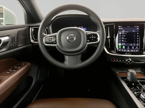 Used 2024 Volvo V60 B5 Cross Country Plus w/ Protection Package Premier AWD/4WD image 8