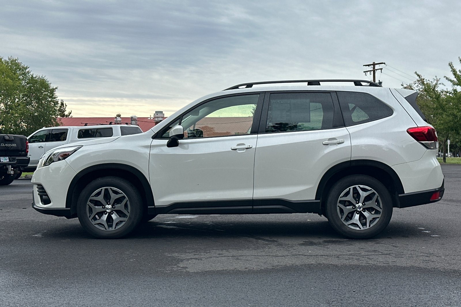 Used 2023 Subaru Forester Premium AWD/4WD image 7