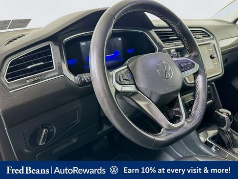 Certified 2023 Volkswagen Tiguan SE w/ Panoramic Sunroof Package AWD/4WD image 13