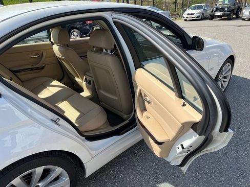 Used 2011 BMW 328i Sedan RWD image 12