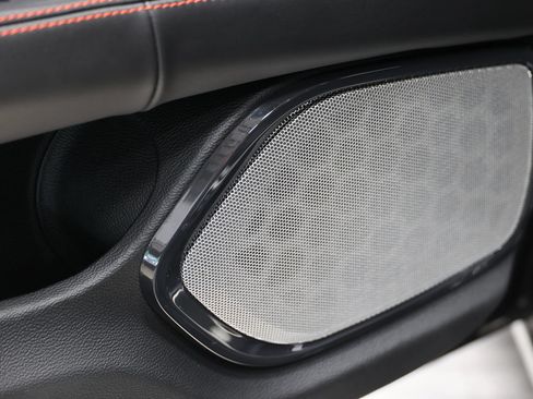 Used 2022 Maserati Quattroporte Trofeo RWD image 12