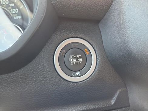 Used 2023 RAM 1500 Laramie image 29