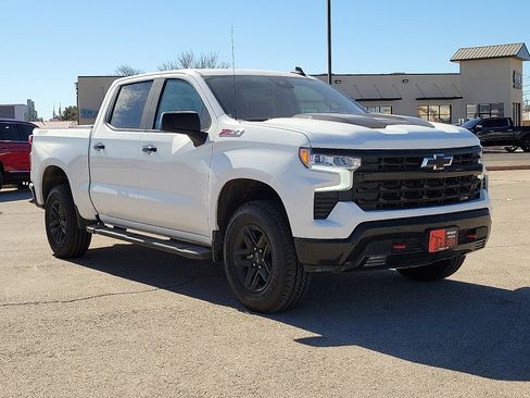 Used 2024 Chevrolet Silverado 1500 LT Trail Boss w/ Protection Package image 6