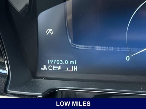 Used 2023 Lincoln Corsair Reserve w/ Equipment Group 201A FWD image 31