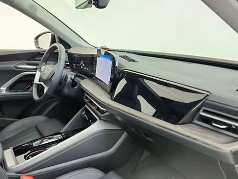 Used 2025 Audi Q5 Premium Plus w/ Premium Plus image 20