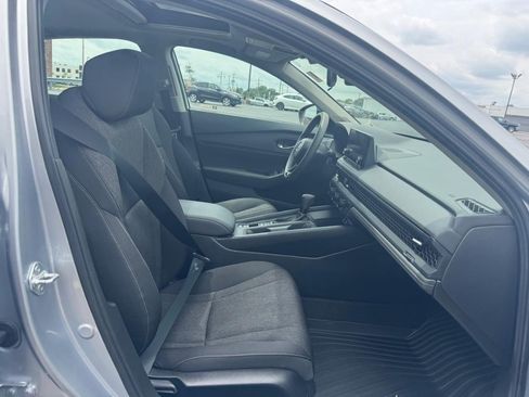 Certified 2025 Honda Accord SE image 18