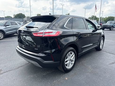 Used 2024 Ford Edge SEL w/ Convenience Package AWD/4WD image 8