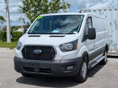 Used 2025 Ford Transit 250 Low Roof w/ Exterior Upgrade Package RWD image 8