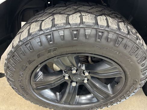 Used 2017 RAM 1500 Sport w/ Sport Premium Group image 11