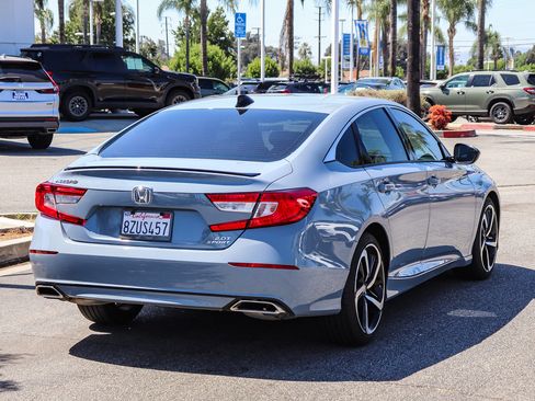 Used 2021 Honda Accord Sport image 9