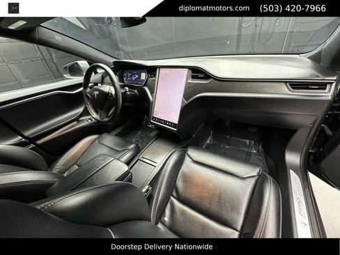 Used 2018 Tesla Model S P100D image 19