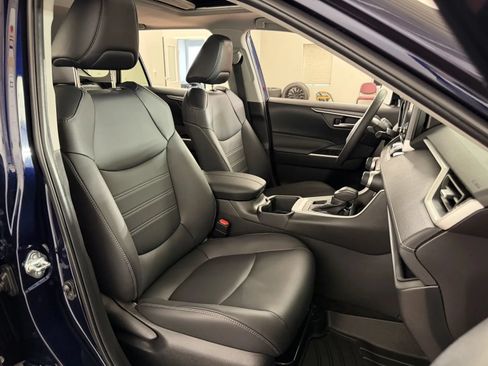 Used 2025 Toyota RAV4 XLE Premium w/ Weather Package AWD/4WD image 38