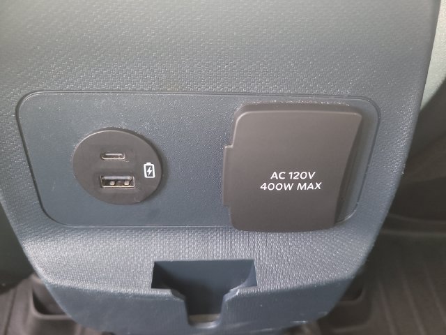 Certified 2022 Ford Maverick XLT w/ Equipment Group 300A Standard AWD/4WD image 15
