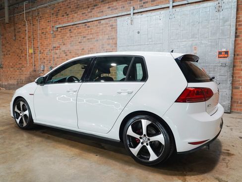 Used 2015 Volkswagen GTI S FWD image 11