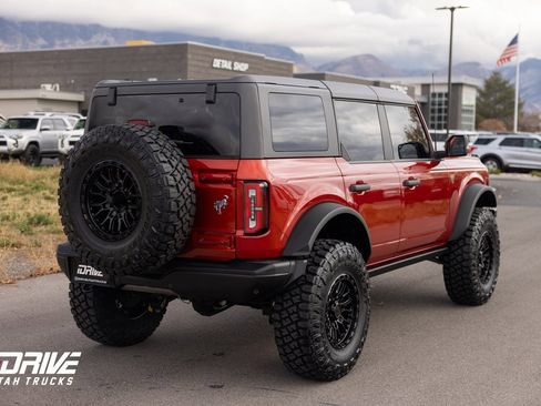 Used 2023 Ford Bronco Badlands w/ Sasquatch Package image 12