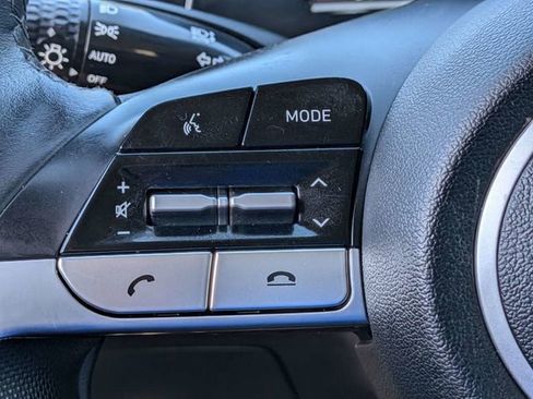 Used 2022 Hyundai Elantra SEL w/ Convenience + Premium Package FWD image 27