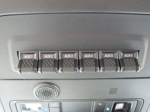 New 2025 Ford Bronco Raptor image 39