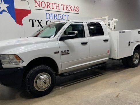 Used 2018 RAM 3500 Tradesman image 12
