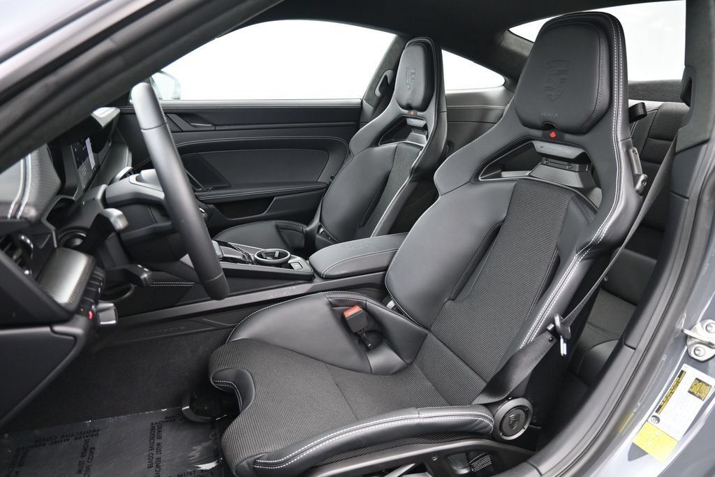 Certified 2026 Porsche 911 GT3 RWD image 5