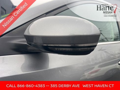 Certified 2020 Nissan Sentra SV image 9